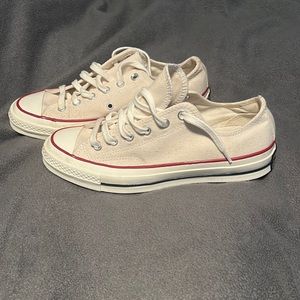 Chuck Taylor All Star Converse. Unisex Size 6.5 Men’s/ 8.5 Woman’s